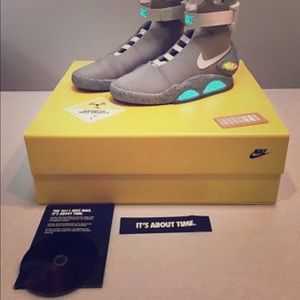 Nike mag